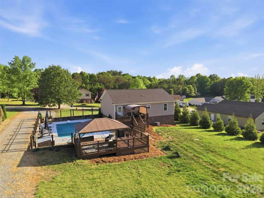 120 Walnut Lane, Taylorsville, NC 28681.  MLS# CAR4374976, YatesRealty ID 19270. 