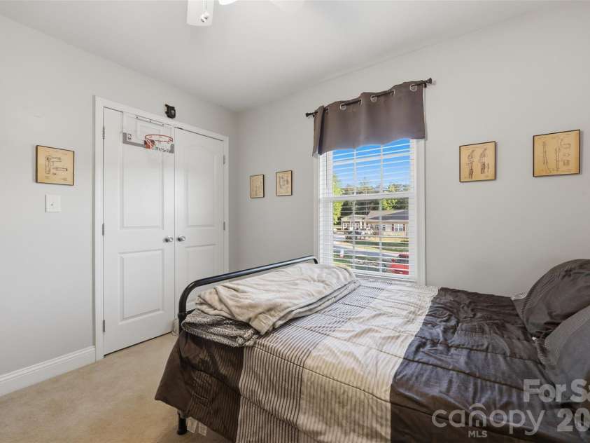 120 Walnut Lane, Taylorsville, NC 28681.  MLS# CAR4374976, YatesRealty ID 19270. 