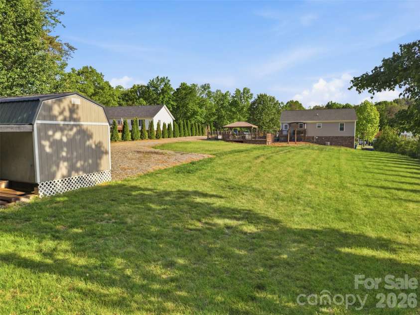 120 Walnut Lane, Taylorsville, NC 28681.  MLS# CAR4374976, YatesRealty ID 19270. 