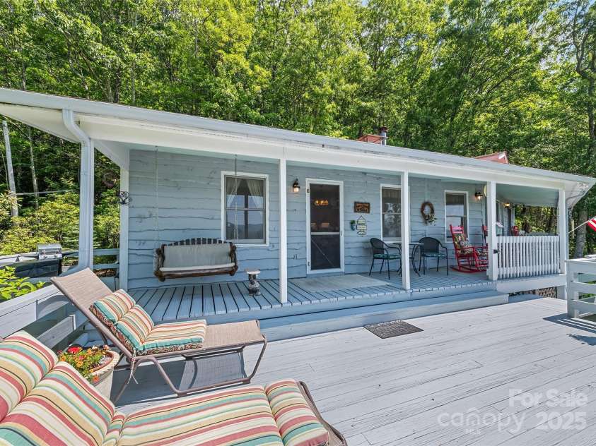 724 Pless Underwood Road, Maggie Valley, NC 28751.  MLS# CAR4268865, YatesRealty ID 19270. Front entry