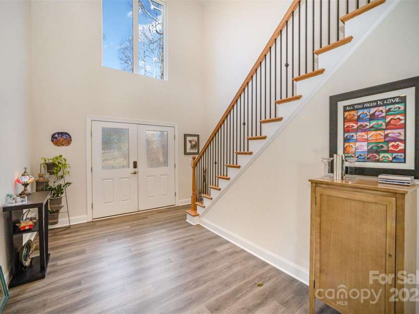 10221 Hanging Moss Trail, Mint Hill, NC 28227.  MLS# CAR4206721, YatesRealty ID 19271. 