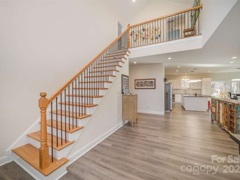 10221 Hanging Moss Trail, Mint Hill, NC 28227.  MLS# CAR4206721, YatesRealty ID 19271. 