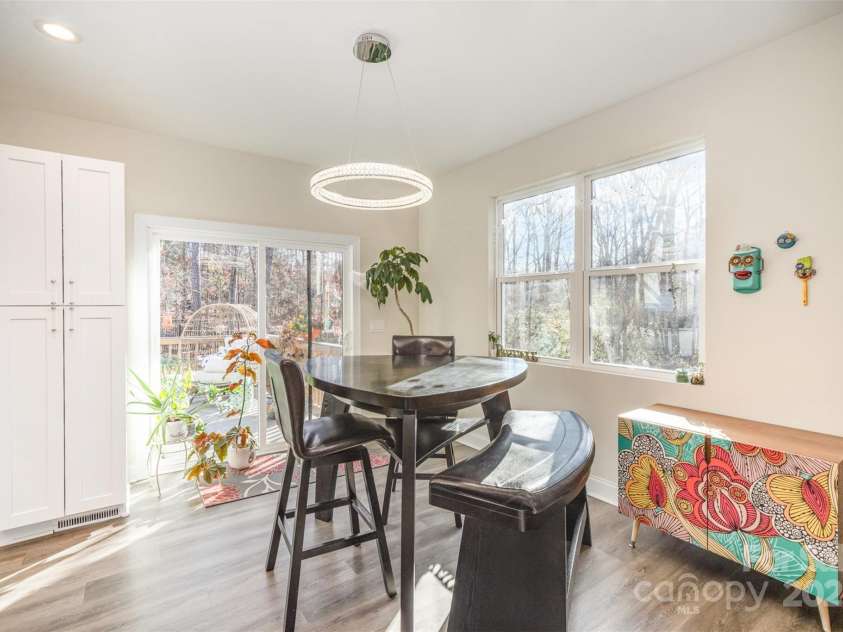 10221 Hanging Moss Trail, Mint Hill, NC 28227.  MLS# CAR4206721, YatesRealty ID 19271. 