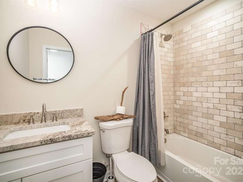 10221 Hanging Moss Trail, Mint Hill, NC 28227.  MLS# CAR4206721, YatesRealty ID 19271. 