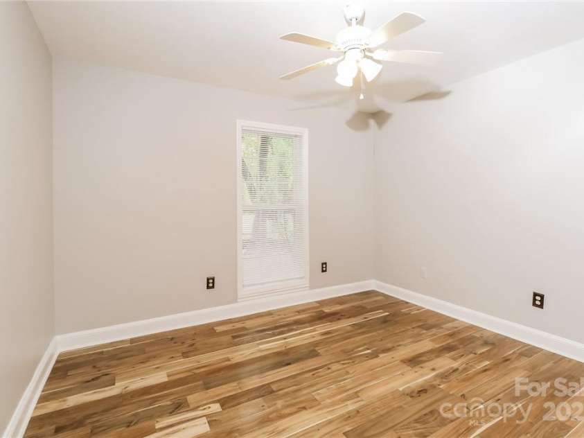 4989 Post Oak Lane, Rock Hill, SC 29732.  MLS# CAR4246259, YatesRealty ID 19272. 
