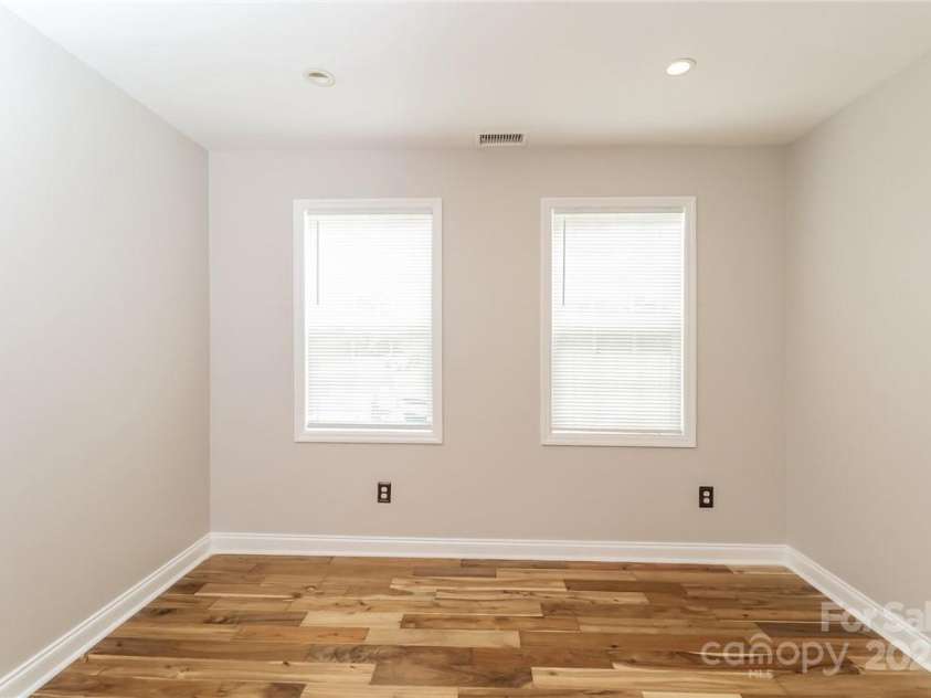 4989 Post Oak Lane, Rock Hill, SC 29732.  MLS# CAR4246259, YatesRealty ID 19272. 