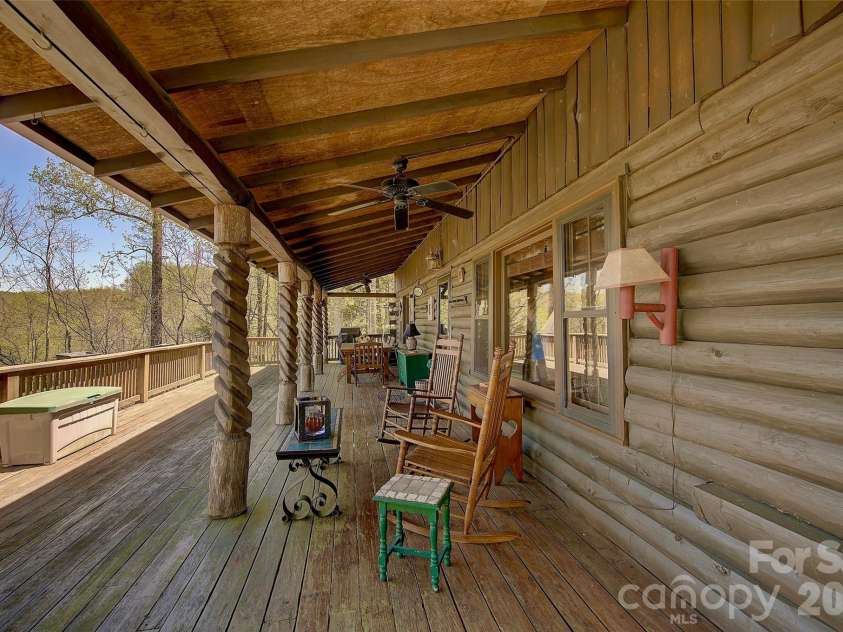 551 Carvers Knob Road, Spruce Pine, NC 28777.  MLS# CAR4374255, YatesRealty ID 19273. 