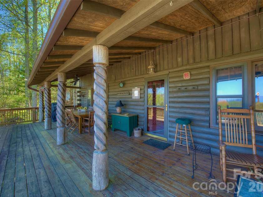 551 Carvers Knob Road, Spruce Pine, NC 28777.  MLS# CAR4374255, YatesRealty ID 19273. 