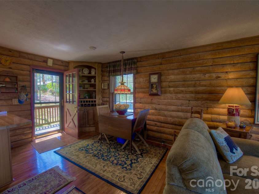 551 Carvers Knob Road, Spruce Pine, NC 28777.  MLS# CAR4374255, YatesRealty ID 19273. 