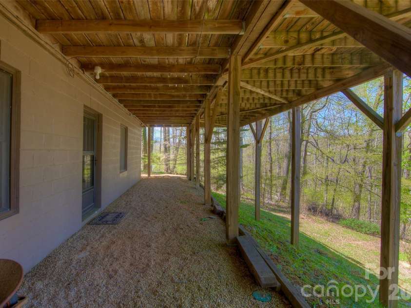 551 Carvers Knob Road, Spruce Pine, NC 28777.  MLS# CAR4374255, YatesRealty ID 19273. 