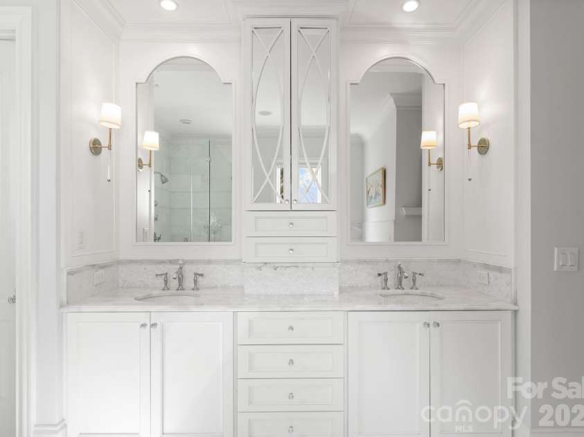 201 Cape Cod Way, Mooresville, NC 28117.  MLS# CAR4358781, YatesRealty ID 19274. 