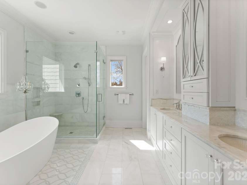 201 Cape Cod Way, Mooresville, NC 28117.  MLS# CAR4358781, YatesRealty ID 19274. 