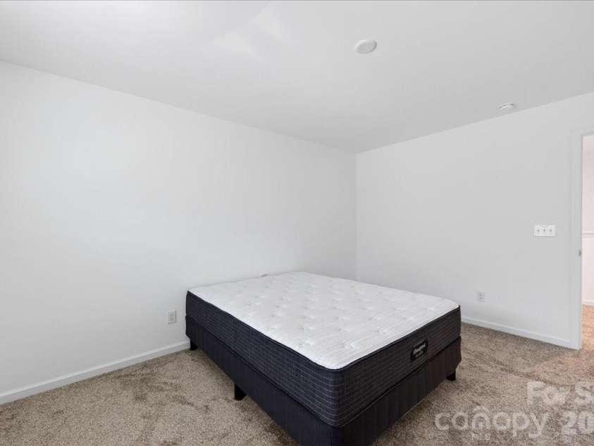 11119 Glasden Road, Charlotte, NC 28278.  MLS# CAR4395906, YatesRealty ID 19277. 2nd bedroom