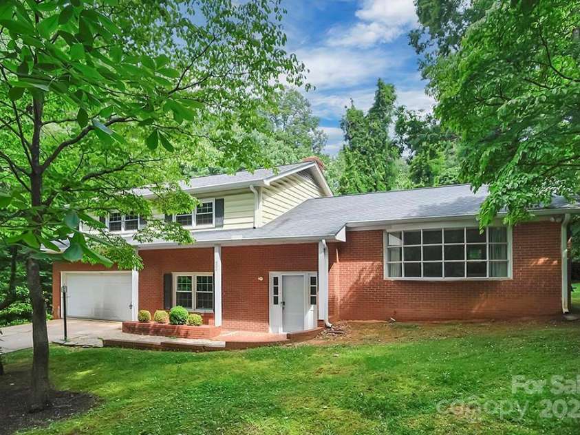 506 Richards Drive, Shelby, NC 28150.  MLS# CAR4259471, YatesRealty ID 19279. 