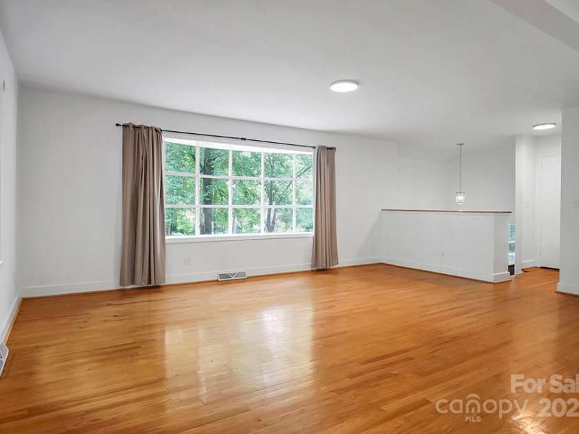 506 Richards Drive, Shelby, NC 28150.  MLS# CAR4259471, YatesRealty ID 19279. 