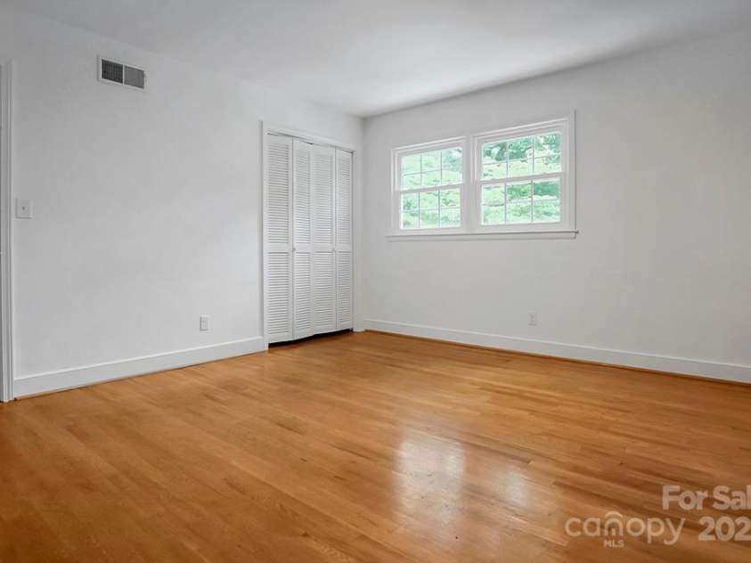 506 Richards Drive, Shelby, NC 28150.  MLS# CAR4259471, YatesRealty ID 19279. 