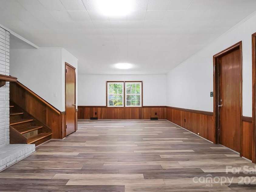 506 Richards Drive, Shelby, NC 28150.  MLS# CAR4259471, YatesRealty ID 19279. 