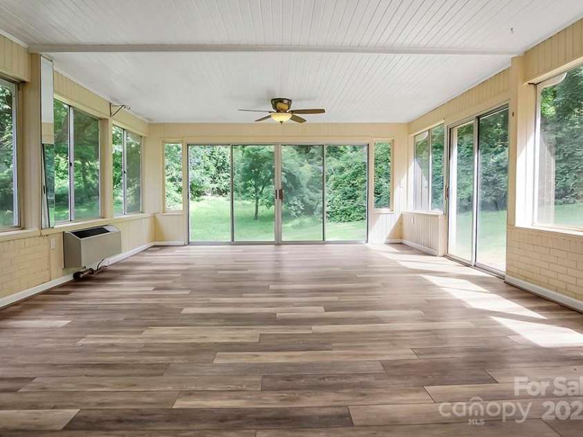 506 Richards Drive, Shelby, NC 28150.  MLS# CAR4259471, YatesRealty ID 19279. 