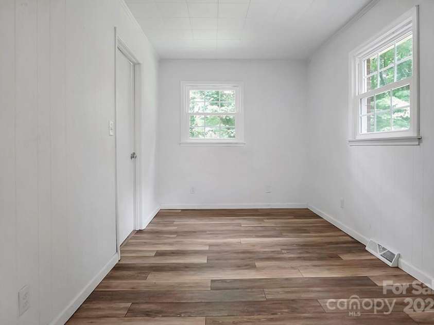 506 Richards Drive, Shelby, NC 28150.  MLS# CAR4259471, YatesRealty ID 19279. 