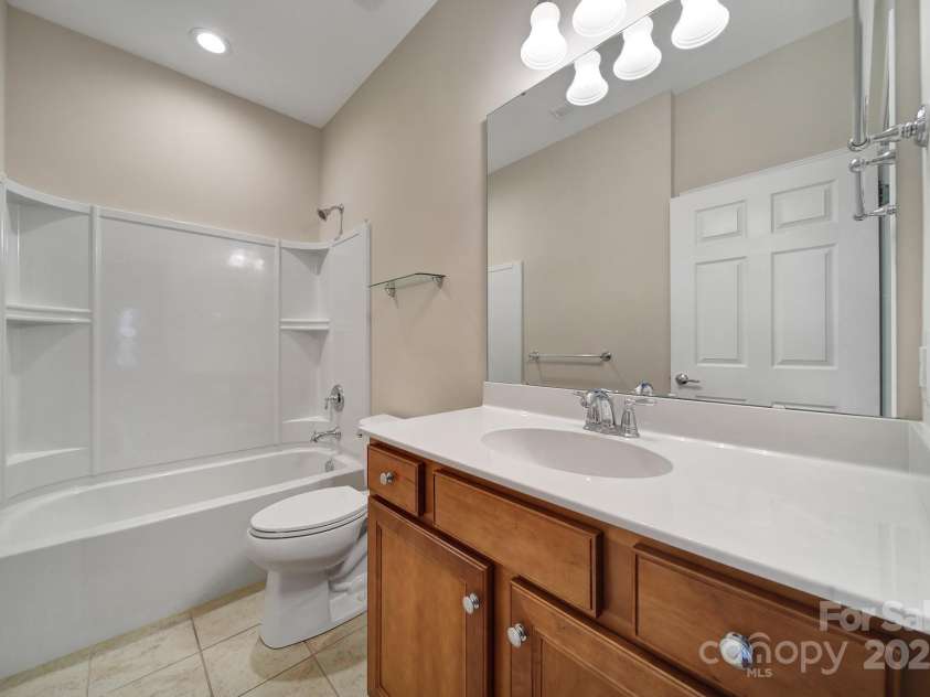 1001 Mesa Verde Drive, Fort Mill, SC 29707.  MLS# CAR4225621, YatesRealty ID 1928. 