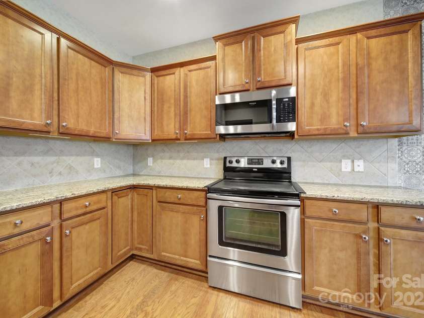 1001 Mesa Verde Drive, Fort Mill, SC 29707.  MLS# CAR4225621, YatesRealty ID 1928. 