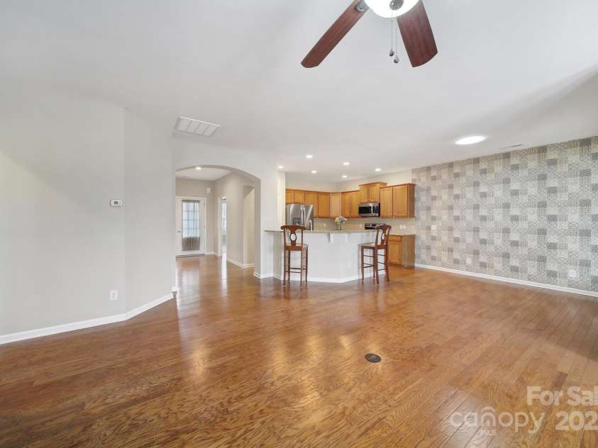 1001 Mesa Verde Drive, Fort Mill, SC 29707.  MLS# CAR4225621, YatesRealty ID 1928. 