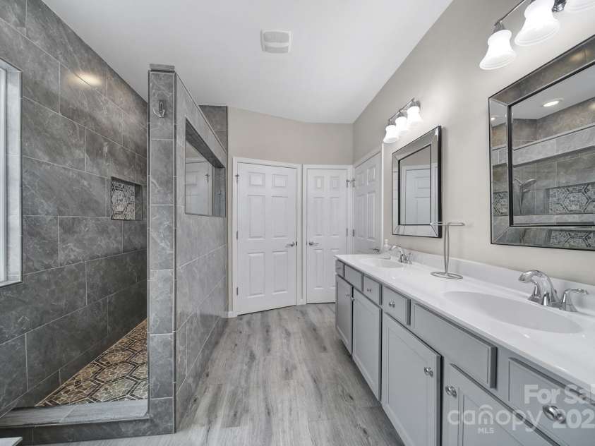 1001 Mesa Verde Drive, Fort Mill, SC 29707.  MLS# CAR4225621, YatesRealty ID 1928. 