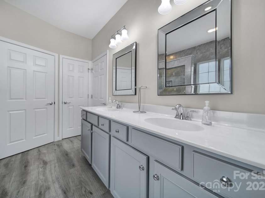 1001 Mesa Verde Drive, Fort Mill, SC 29707.  MLS# CAR4225621, YatesRealty ID 1928. 