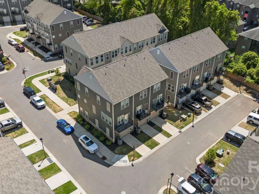 5005 Sovereignty Court, Charlotte, NC 28205.  MLS# CAR4346589, YatesRealty ID 1928. 