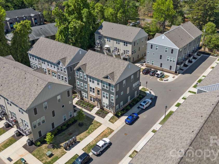 5005 Sovereignty Court, Charlotte, NC 28205.  MLS# CAR4346589, YatesRealty ID 1928. 