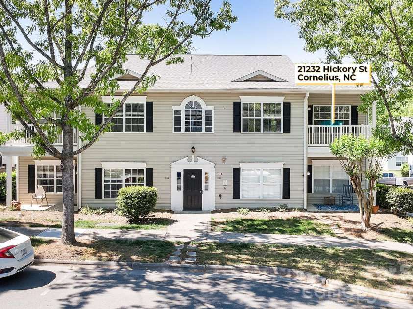 21232 Hickory Street, Cornelius, NC 28031.  MLS# CAR4372150, YatesRealty ID 19280. 
