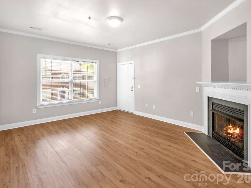 21232 Hickory Street, Cornelius, NC 28031.  MLS# CAR4372150, YatesRealty ID 19280. 