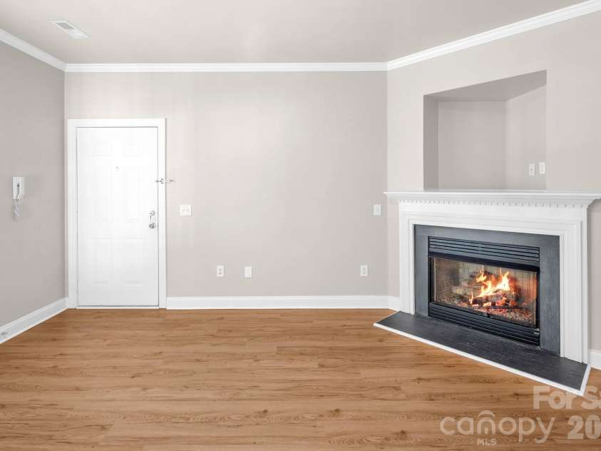 21232 Hickory Street, Cornelius, NC 28031.  MLS# CAR4372150, YatesRealty ID 19280. 