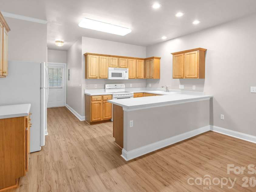 21232 Hickory Street, Cornelius, NC 28031.  MLS# CAR4372150, YatesRealty ID 19280. 