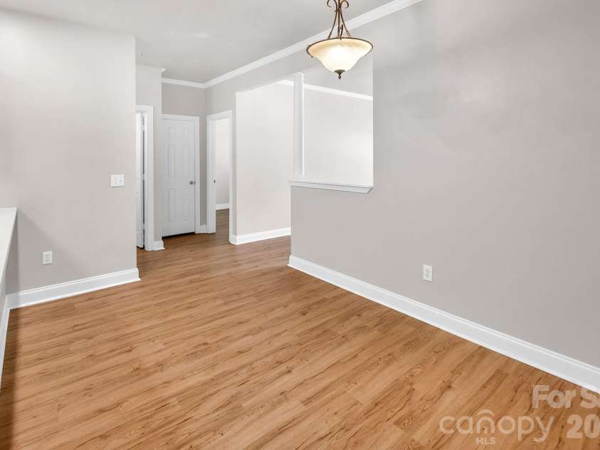 21232 Hickory Street, Cornelius, NC 28031.  MLS# CAR4372150, YatesRealty ID 19280. Dining Area