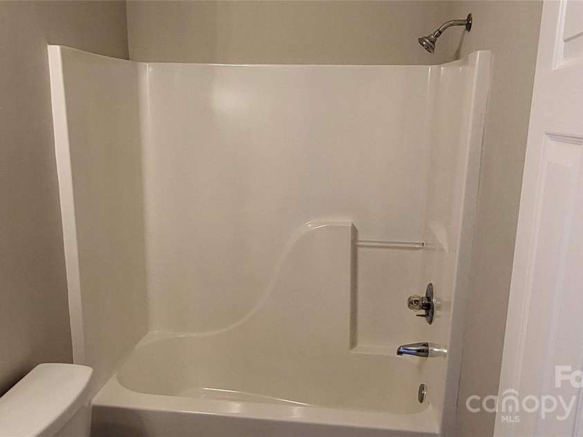3712 Travertine Drive, Lancaster, SC 29720.  MLS# CAR4258459, YatesRealty ID 19281. 
