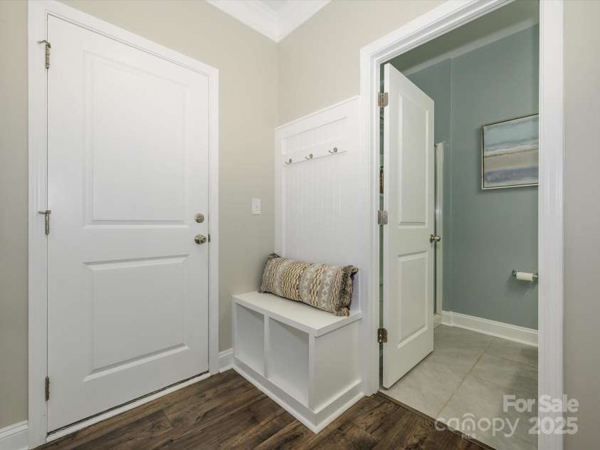 3009 Lydney Circle, Waxhaw, NC 28173.  MLS# CAR4289960, YatesRealty ID 19285. 