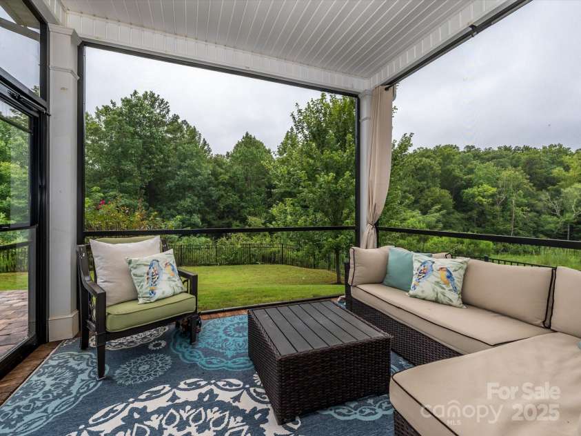 3009 Lydney Circle, Waxhaw, NC 28173.  MLS# CAR4289960, YatesRealty ID 19285. 