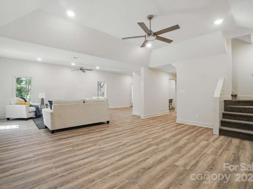 9711 Pine Tree Road, Norwood, NC 28128.  MLS# CAR4238657, YatesRealty ID 19286. 