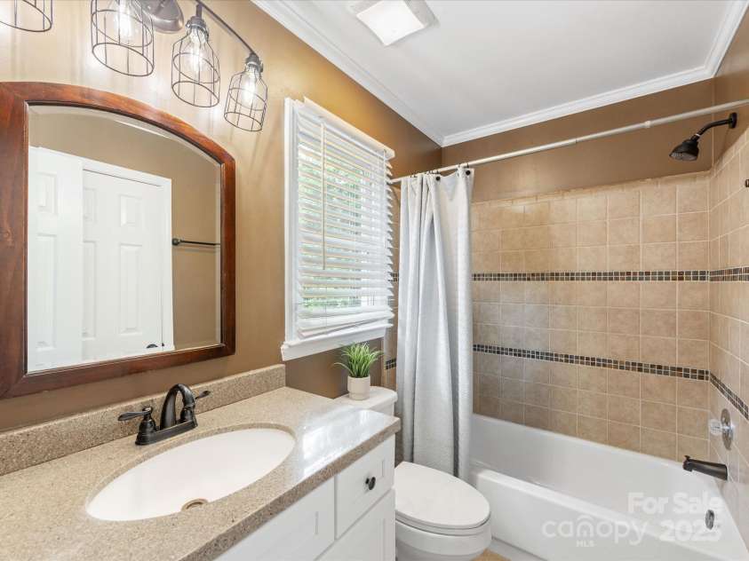 9908 Park Springs Court, Charlotte, NC 28210.  MLS# CAR4269654, YatesRealty ID 19287. 