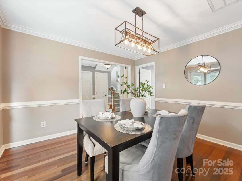 9908 Park Springs Court, Charlotte, NC 28210.  MLS# CAR4269654, YatesRealty ID 19287. Dining Room