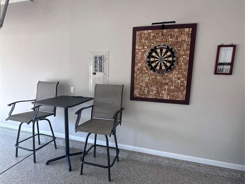 110 White Apple Way, Statesville, NC 28625.  MLS# CAR4267554, YatesRealty ID 19288. 