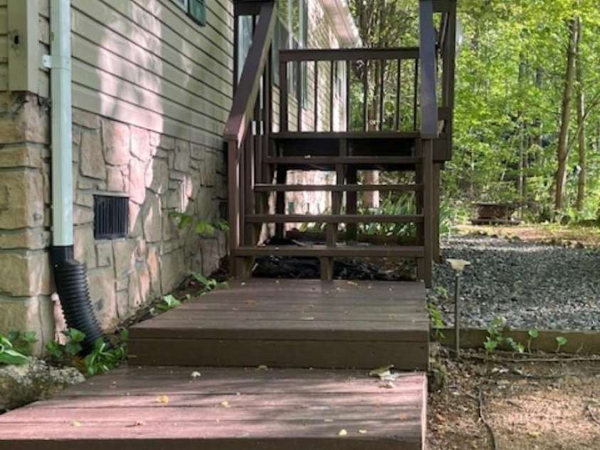50 Wabash Drive, Sylva, NC 28779.  MLS# CAR4377867, YatesRealty ID 19288. 