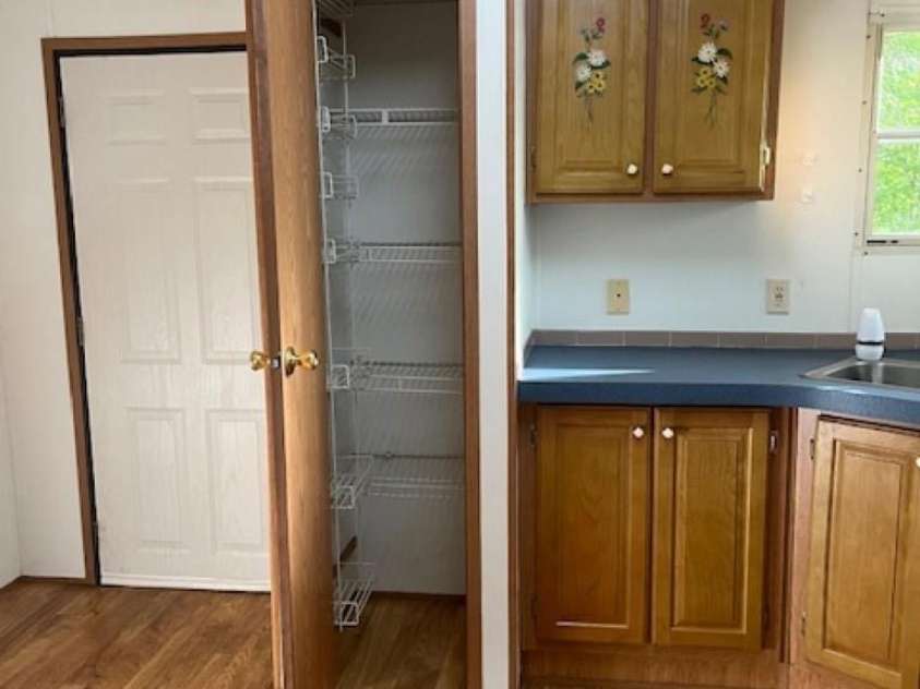 50 Wabash Drive, Sylva, NC 28779.  MLS# CAR4377867, YatesRealty ID 19288. 