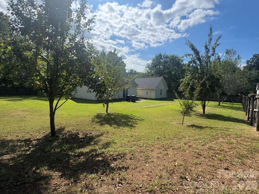 4463 legend Street, Concord, NC 29027.  MLS# CAR4347692, YatesRealty ID 1929. 