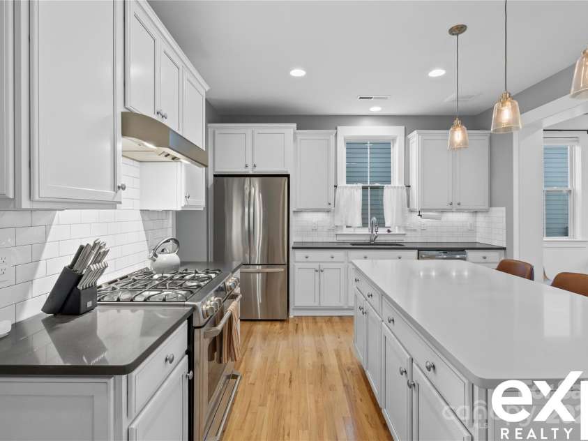 664 Bluff Loop Road, Rock Hill, SC 29730.  MLS# CAR4230849, YatesRealty ID 1929. Kitchen