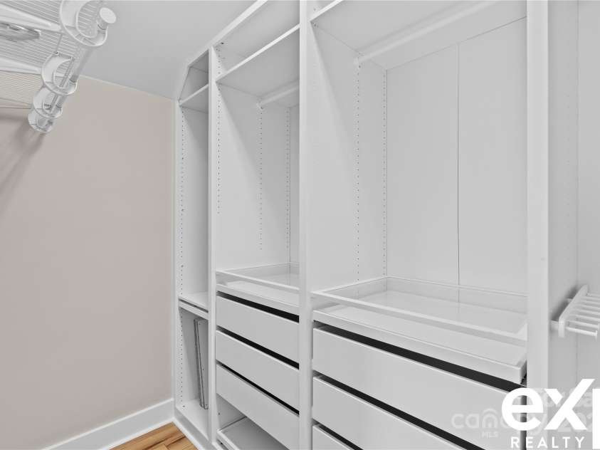 664 Bluff Loop Road, Rock Hill, SC 29730.  MLS# CAR4230849, YatesRealty ID 1929. Primary Walk-in Closet