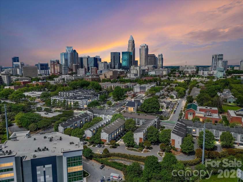 420 Mcdowell Street, Charlotte, NC 28204.  MLS# CAR4368184, YatesRealty ID 19290. 