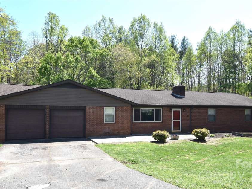3967 US 64 Highway, Morganton, NC 28655.  MLS# CAR4246395, YatesRealty ID 19293. 