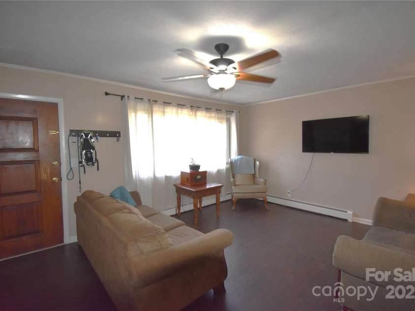 3967 US 64 Highway, Morganton, NC 28655.  MLS# CAR4246395, YatesRealty ID 19293. 